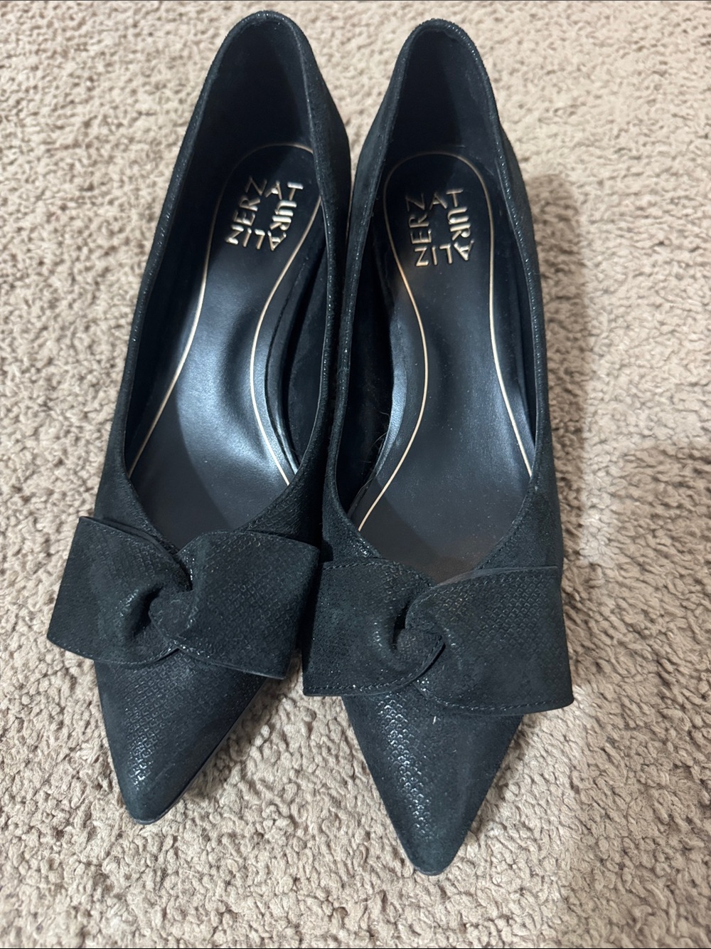 Naturalizer Black Pointed Toe Bow Kitten Heels